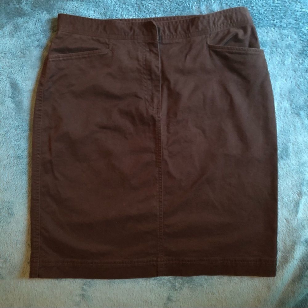 Jones Sport stretch skirt. EUC size 10